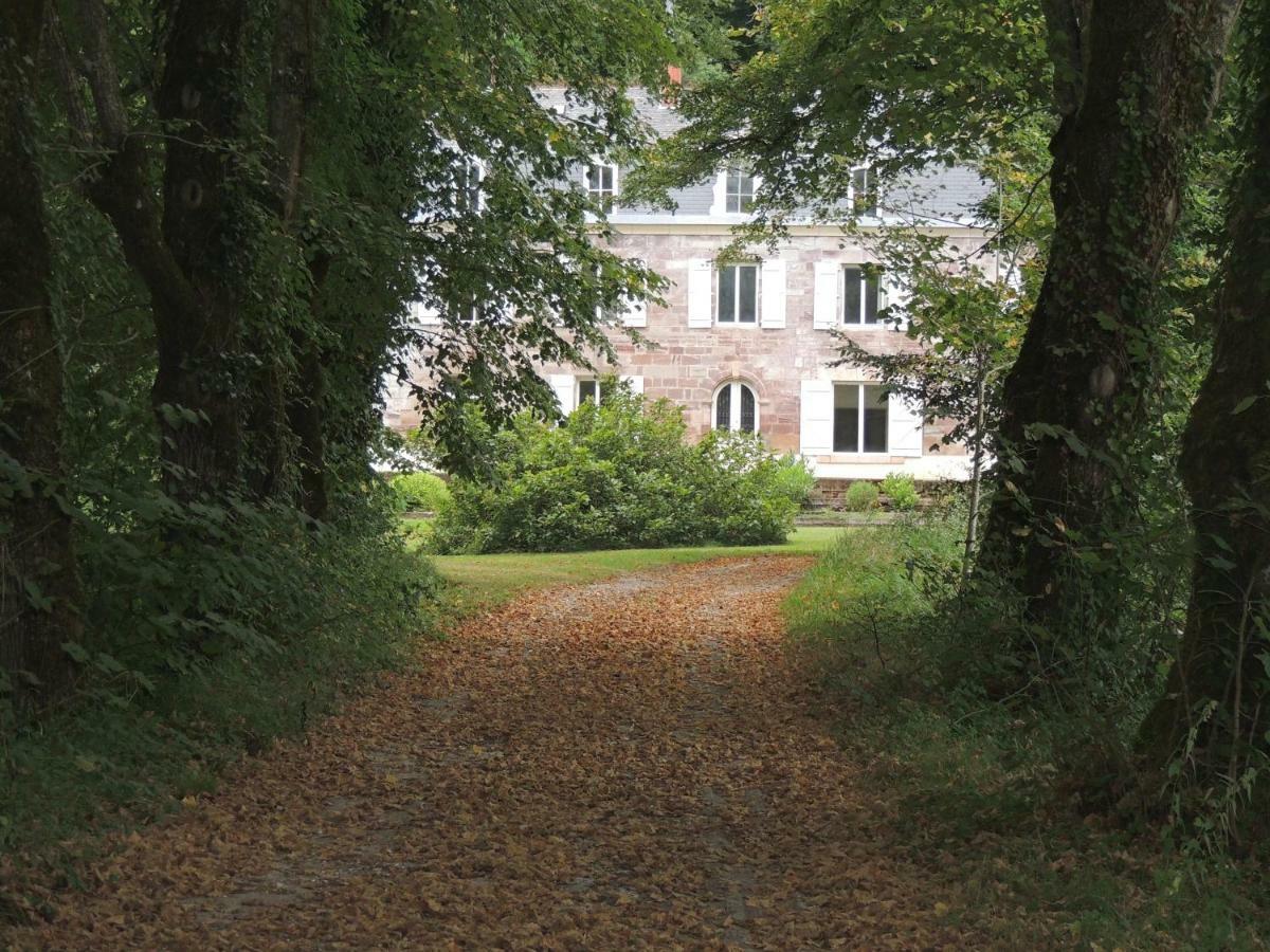 La Tour Du Chambon Apartment Brignac-la-Plaine Bagian luar foto
